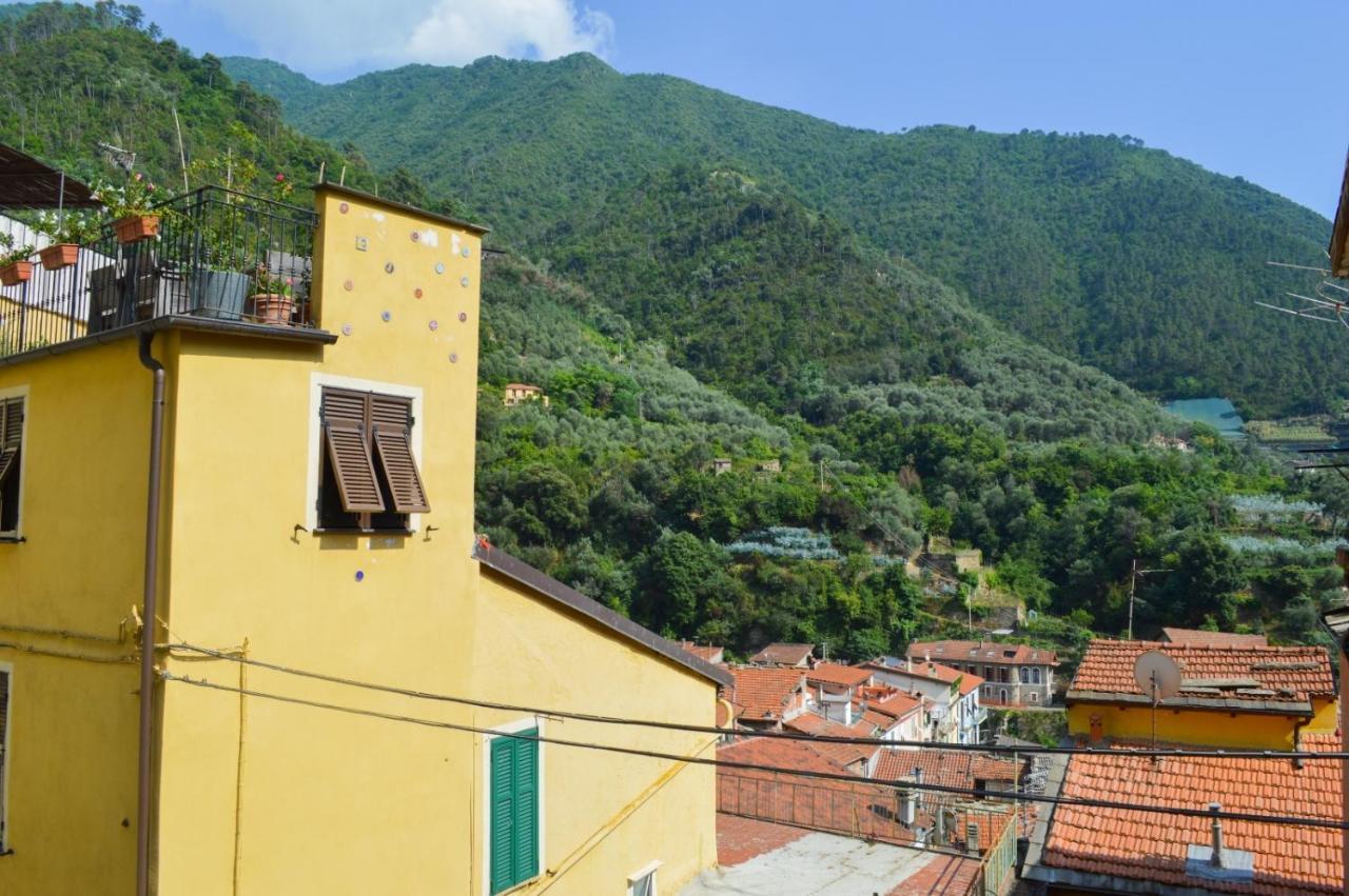 Вилла Alloggio U Sportegu Da E Monti A Giaia Бадалукко Экстерьер фото