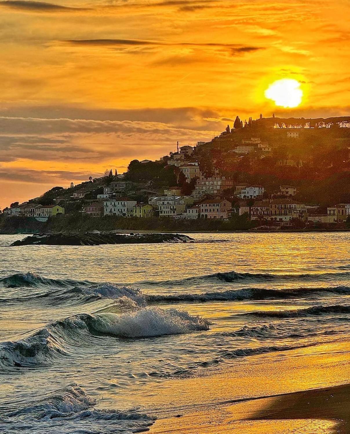 Вилла Alloggio U Sportegu Da E Monti A Giaia Бадалукко Экстерьер фото